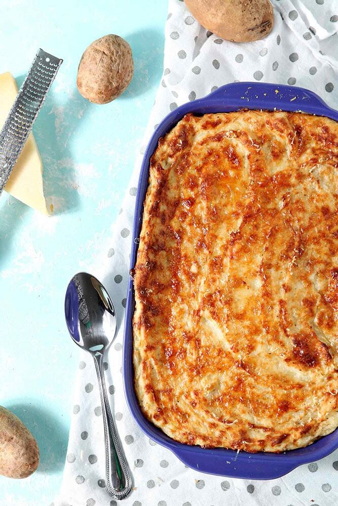 Garlic-Parmesan-Mashed-Potato-Casserole-Photograph