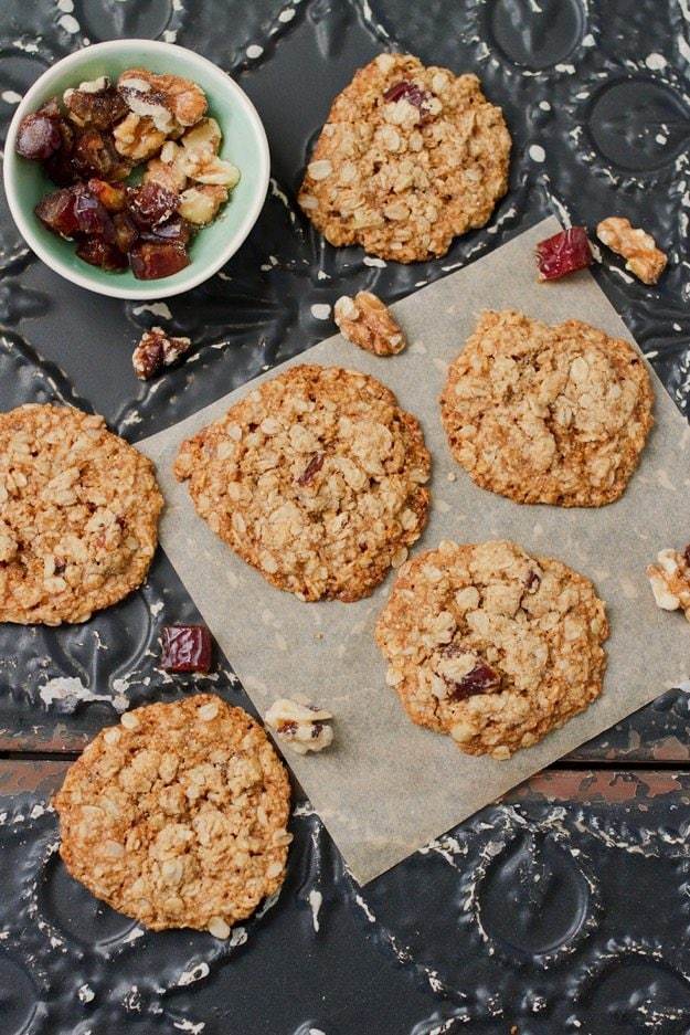 Oatmeal-Date-Cookies