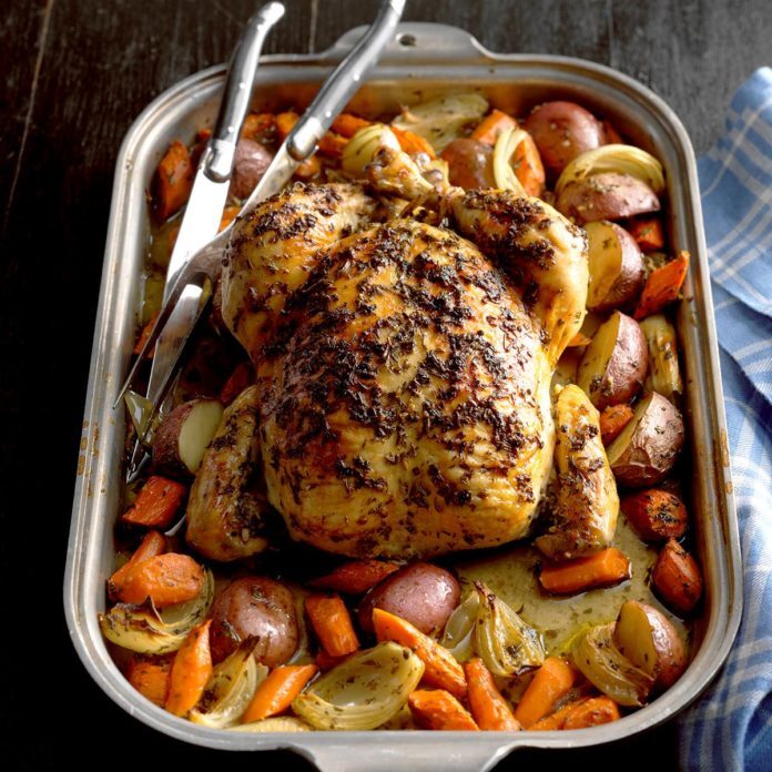 Roasted-Chicken-with-Rosemary EXPS CHKBZ18 2147 B10 19 3b-696x696