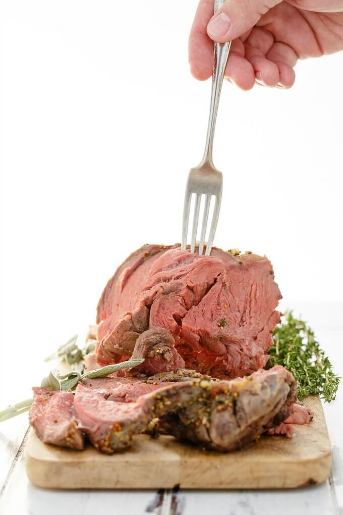 Slow-Cooker-Herb-Butter-Inside-Round-Roast-beef-1