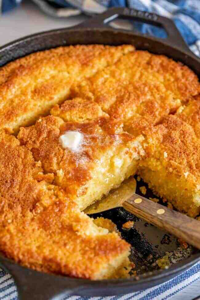 Sweet-and-Moist-Honey-Corn-Bread-4-e1571727010966