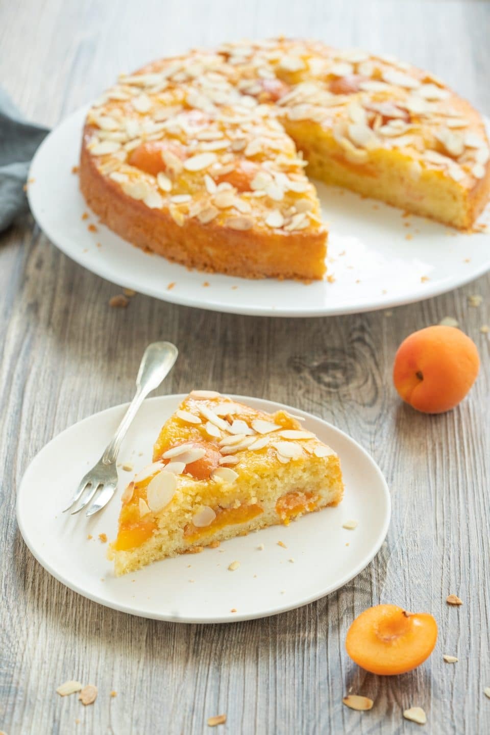 apricot-cake-scaled