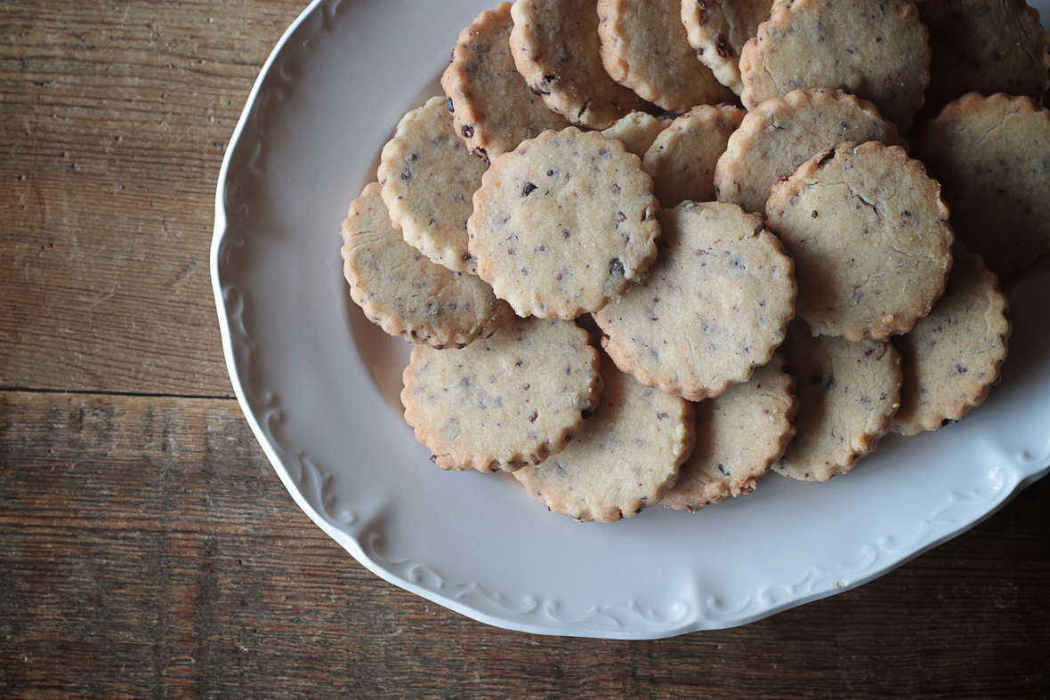 cacao nib cookies