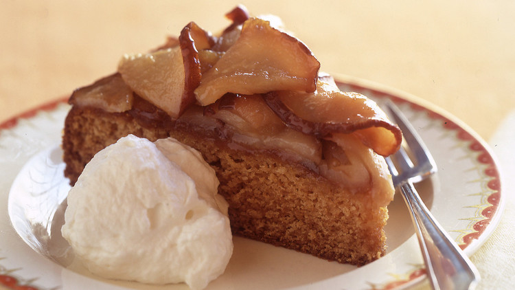 honey-cake-with-caramelized-pears-a100792 1 horiz