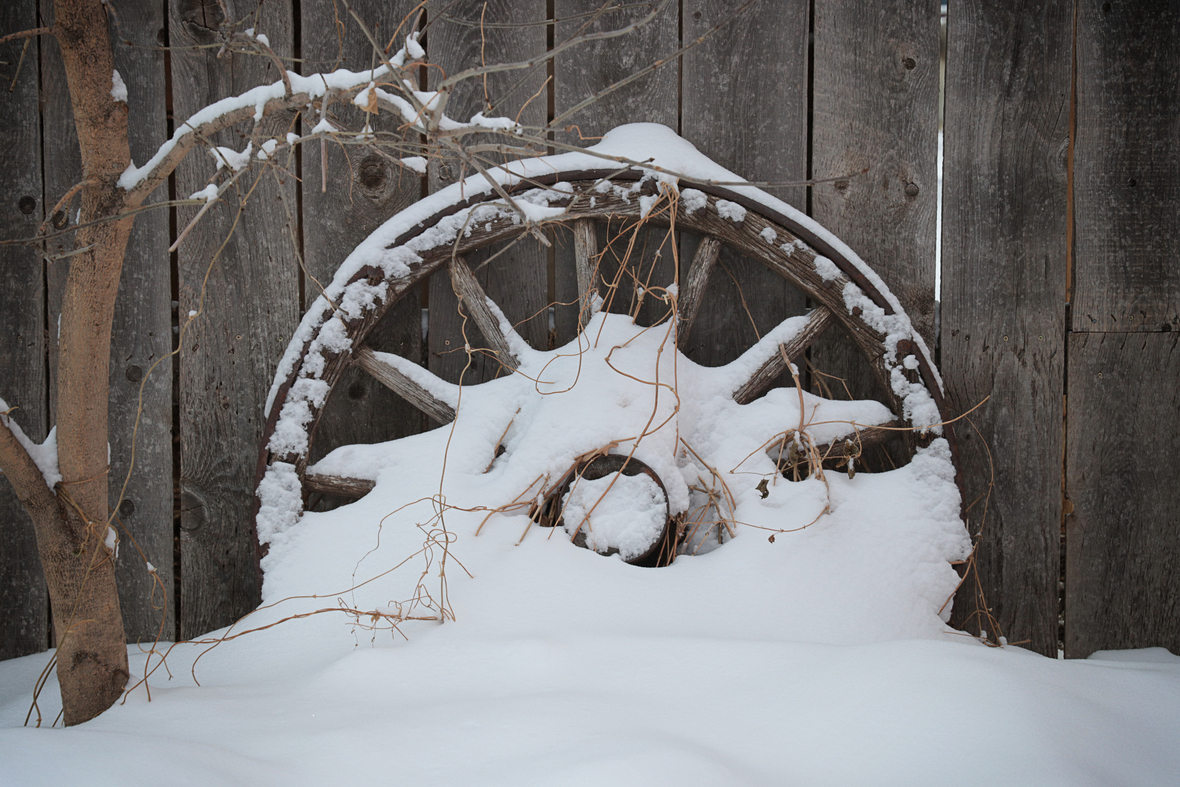 wagon wheel winter